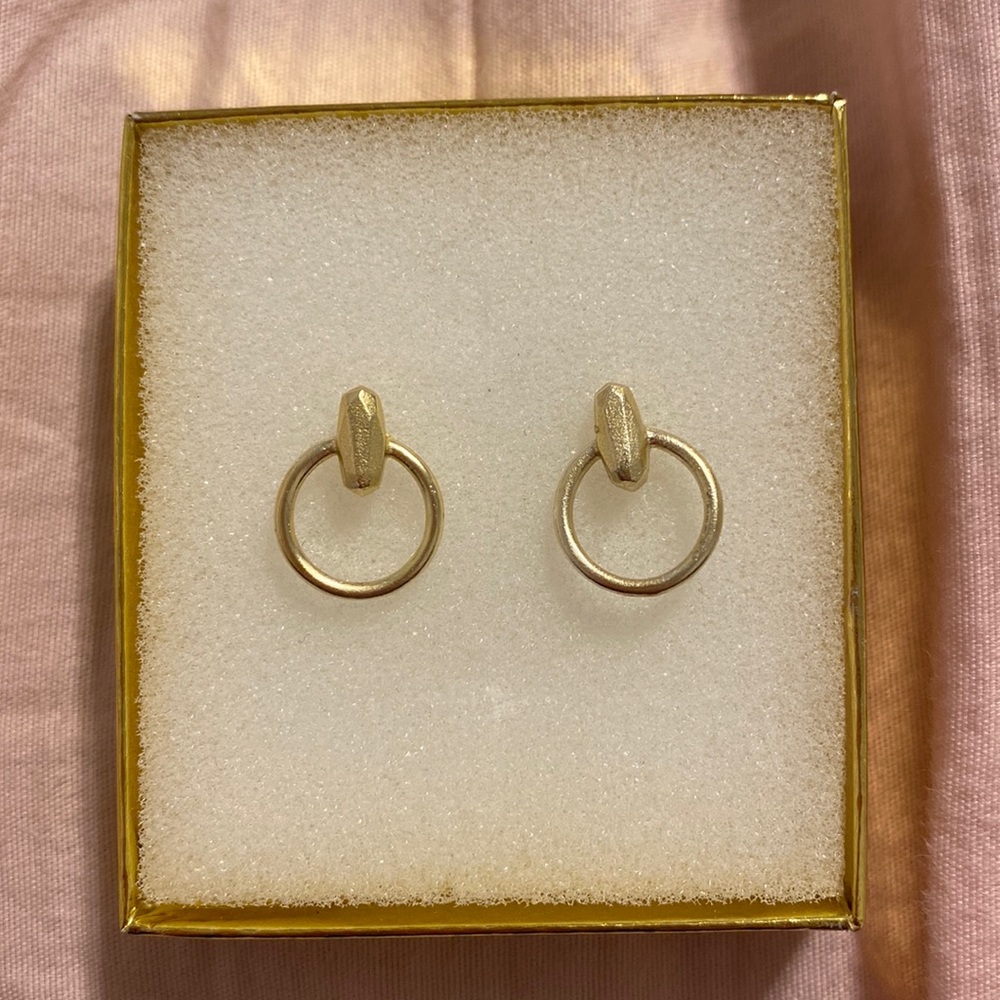 Kendra Scott earrings